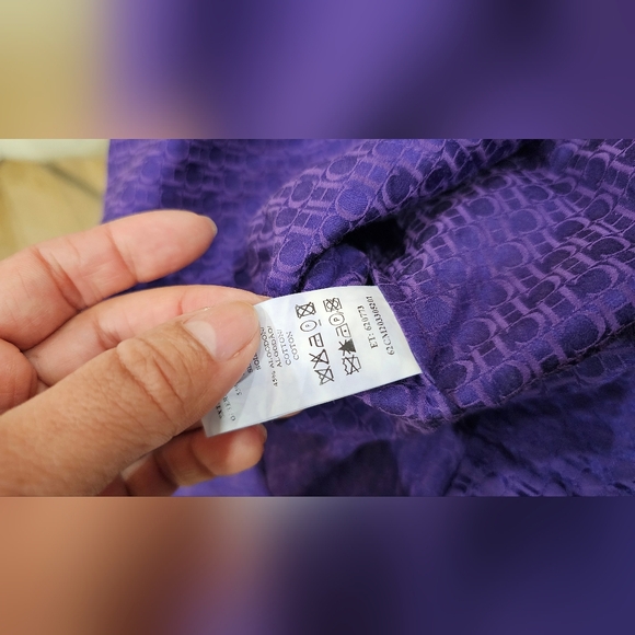 Carolina Herrera vintage button-down dress shirt - Picture 8 of 10